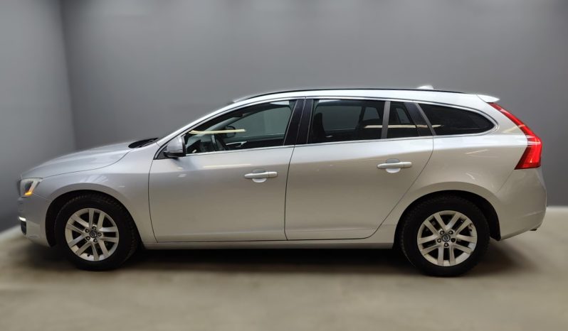 
								Volvo V60 full									