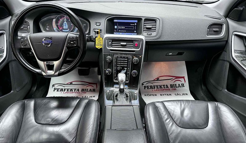 
								Volvo V60 full									