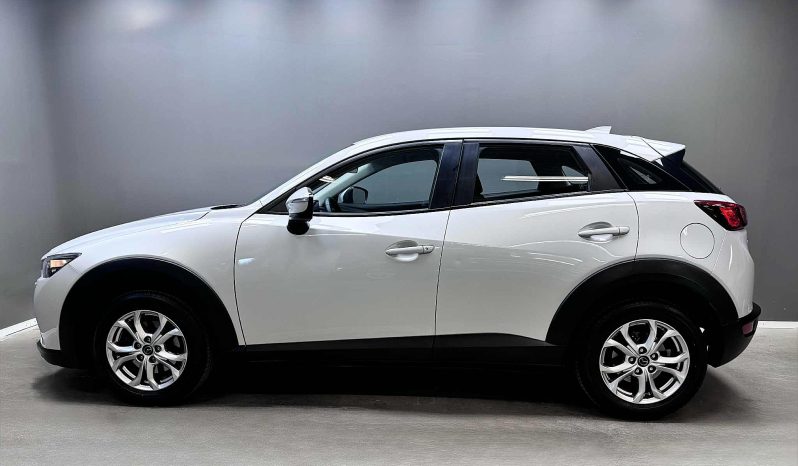 
								Mazda CX-3 full									